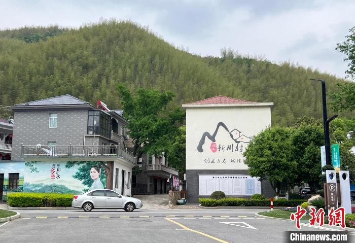 新川村景象。。。。。　潘旭临 摄
